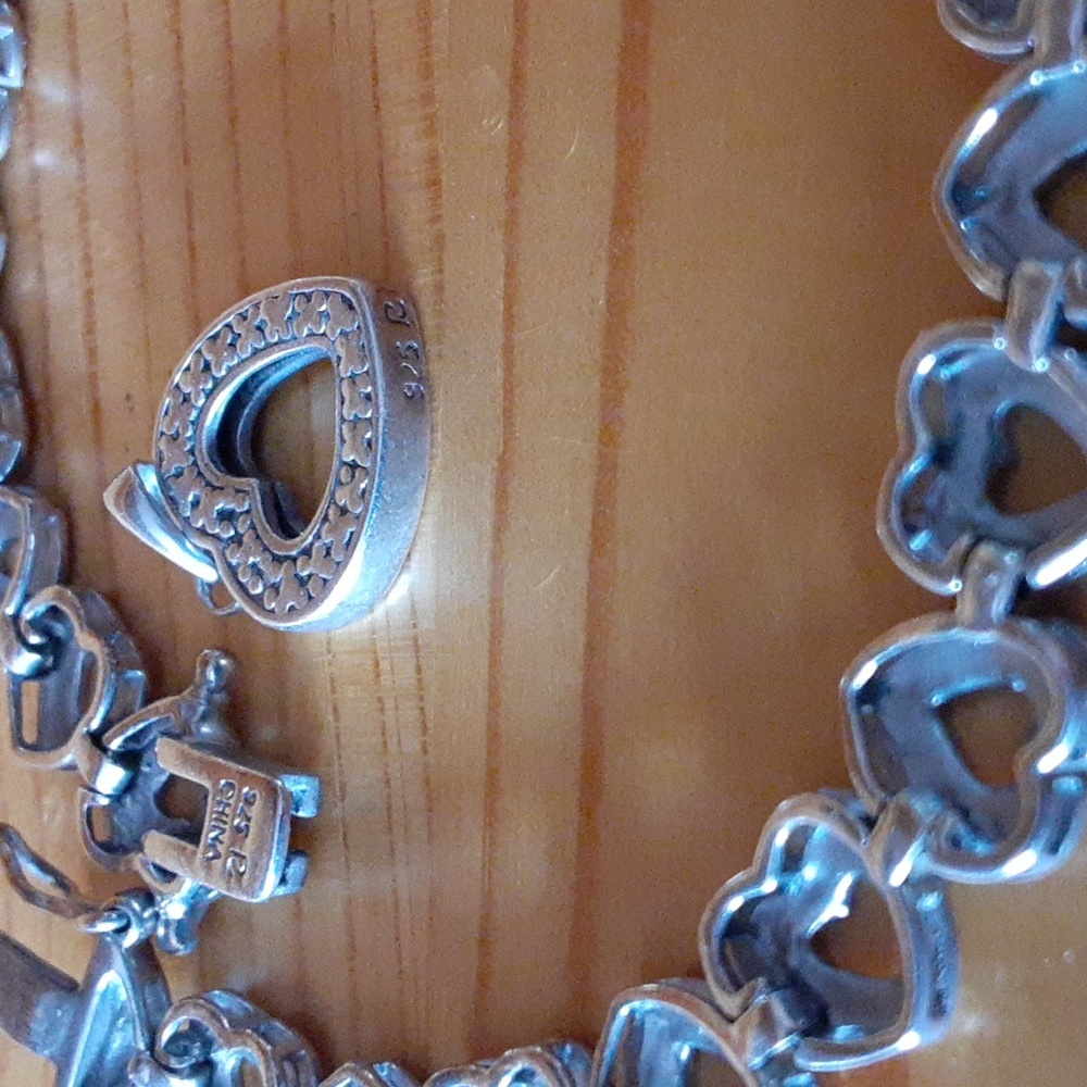 Silver Accented Set - Picture 6 of 9